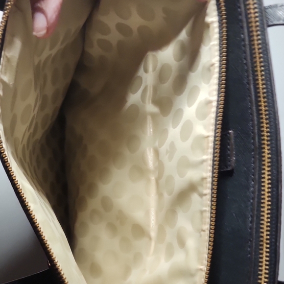 Kate Spade Large Cedar Street Elegant Black Satchel - Picture 5 of 11